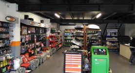 Sklep Armot - wnętrze