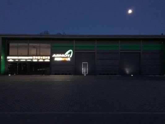 Sklep motoryzacyjny Armot